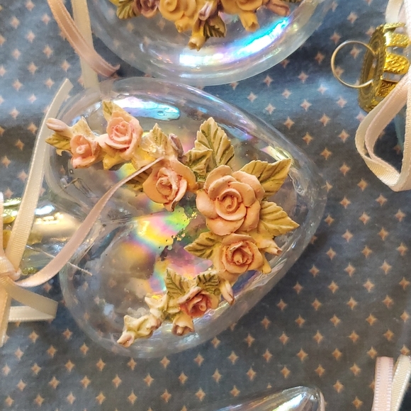 5 Vintage Handblown Glass Victorian Rose Ornaments - Picture 3 of 4